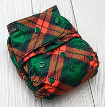 Load image into Gallery viewer, OSFM Pocket nappy - &quot;Donner&quot; (Forest Green AWJ lining)
